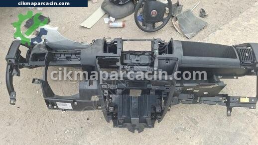 Fiat Ducato Göğüslük çıkma parça