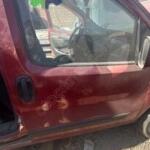 Fiat Fiorino sağ ön kapı araçtan sökme dolu