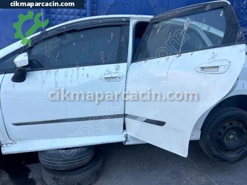 Fiat Linea Sol Ön Kapı çıkma parça