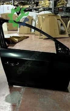 Renault Fluence Sağ Ön Kapı 801000321R çıkma parça
