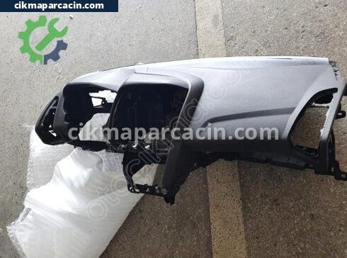 Ford Focus Ön Torpido çıkma parça