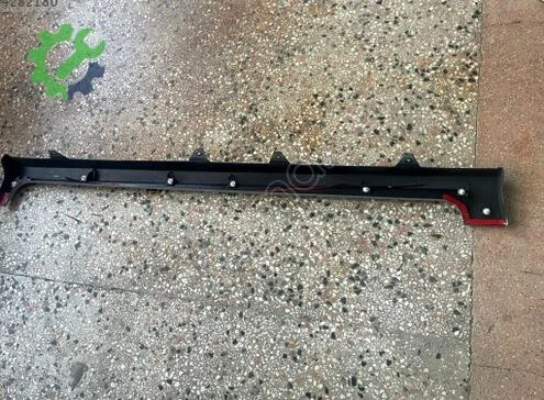 Ford Focus Sağ Marşpiyel Sacı 8M5910191BBW çıkma parça