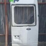 Ford transit arka bagaj kapağı