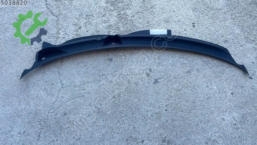Volkswagen Golf Ön Cam Izgarası 1J1819415B çıkma parça