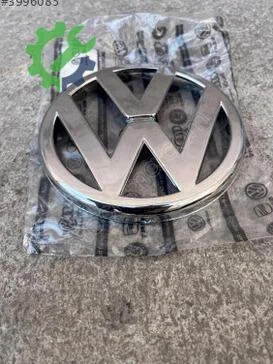 Volkswagen Golf Ön Panjur 1J0853601 çıkma parça