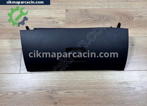 Volkswagen Bora Torpido Kapağı çıkma parça
