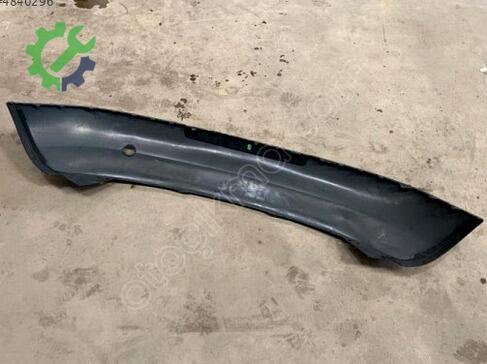 Volkswagen Golf Tampon Spoyleri 1K6807521 çıkma parça