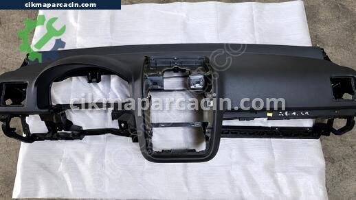 Volkswagen Golf Ön Torpido çıkma parça