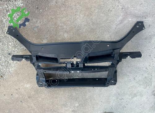 Volkswagen Golf Ön Panel 1K0805588T çıkma parça