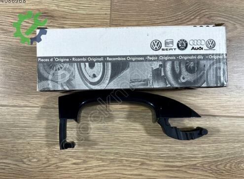Volkswagen Golf Kapı Kolu 1K8837205F çıkma parça
