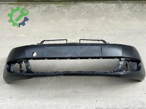 Volkswagen Golf Ön Tampon 5K0807079 çıkma parça