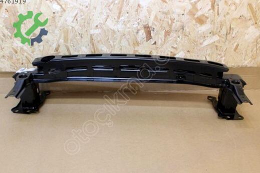 Volkswagen Golf Ön Tampon Demiri 5K0807109 çıkma parça