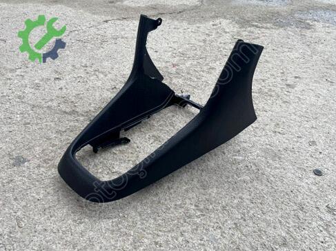 Volkswagen Golf Vites Kolu 5K0863680B çıkma parça