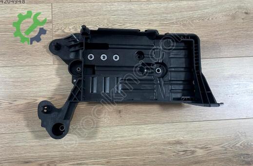 Volkswagen Golf Akü 5Q0915331H çıkma parça