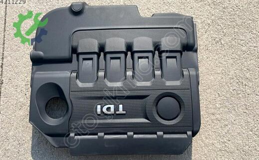 Volkswagen Golf Motor Kapağı 04L103925J çıkma parça