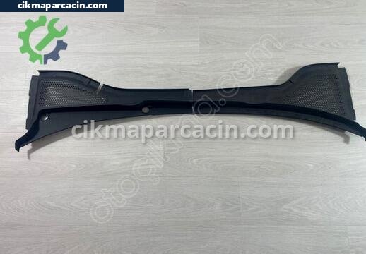 Volkswagen Golf Ön Cam Izgarası çıkma parça