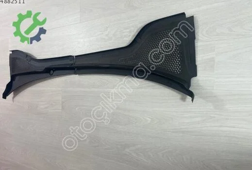 Volkswagen Golf Ön Cam Izgarası 5G1819403A çıkma parça