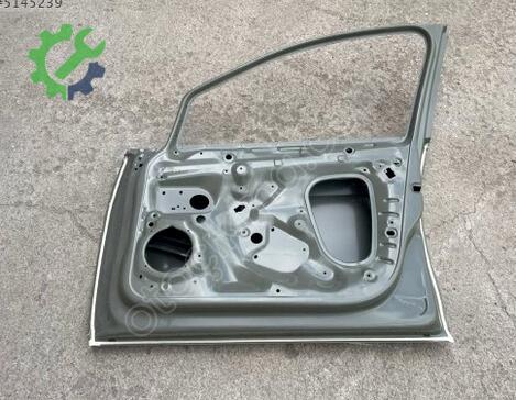 Volkswagen Golf Sağ Ön Kapı 5G4831056 çıkma parça