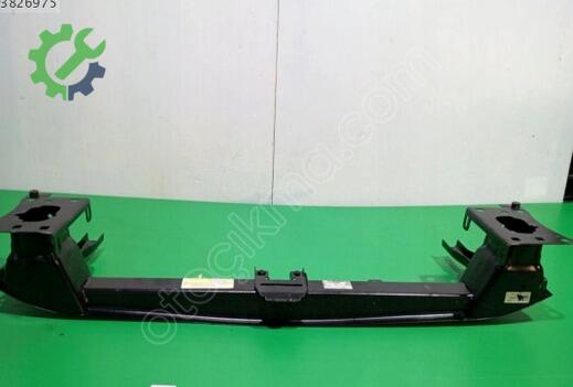 Volkswagen Golf Ön Tampon Demiri 5G0807109AL çıkma parça