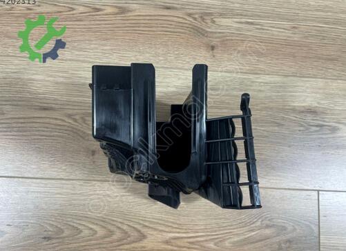 Volkswagen Golf Sigorta Kutusu 5Q0937132C çıkma parça