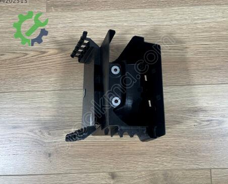 Volkswagen Golf Sigorta Kutusu 5Q0937132C çıkma parça
