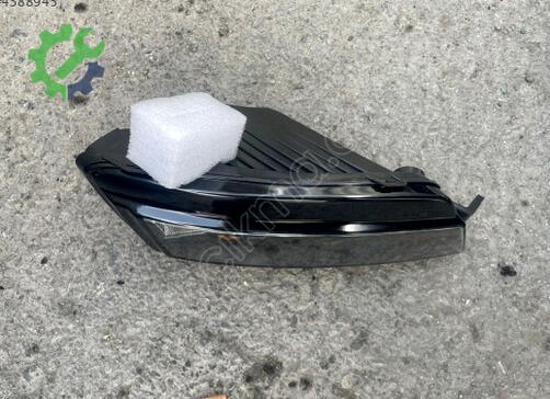 Volkswagen Golf Sağ Sis Farı 5G0941662 çıkma parça