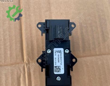 Volkswagen Golf Kontrol Düğmeleri 5G0959613A çıkma parça
