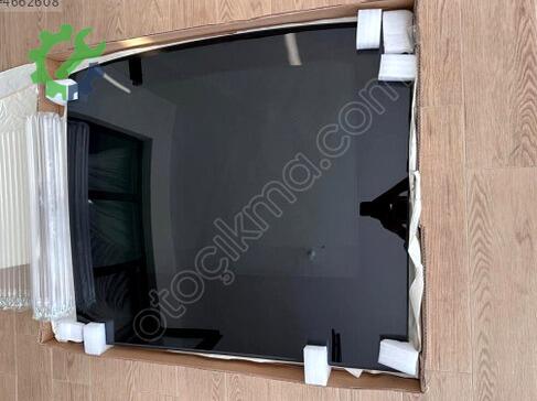 Volkswagen Golf Sunroof Camı 5G6877071A çıkma parça