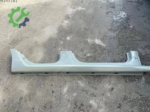Volkswagen Golf Sağ Marşpiyel Sacı 5G4809606 çıkma parça