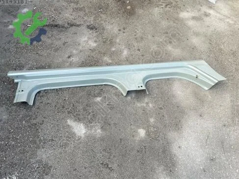 Volkswagen Golf Sağ Marşpiyel Sacı 5G4809606 çıkma parça