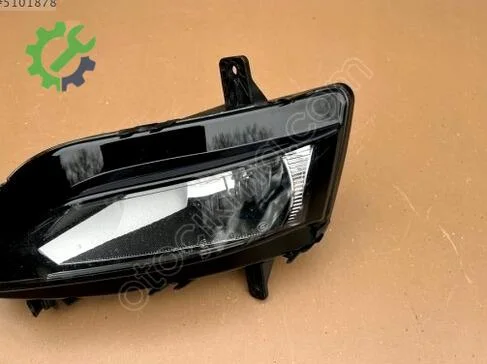 Volkswagen Golf Sol Sis Farı 5G0941662F çıkma parça