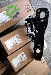 GOLF 8 ÖN KAPI KOL İÇ BRAKETİ SAĞ OEM 2020 2024 SIFIR 5H0837812B