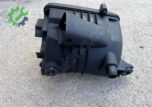 Volkswagen Golf Hava Filtresi Kutusu 1K0129607AL çıkma parça