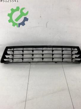 Volkswagen Golf Tampon Izgarası çıkma parça