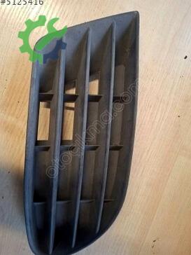 Volkswagen Golf Ön Panjur 5M0853665 çıkma parça
