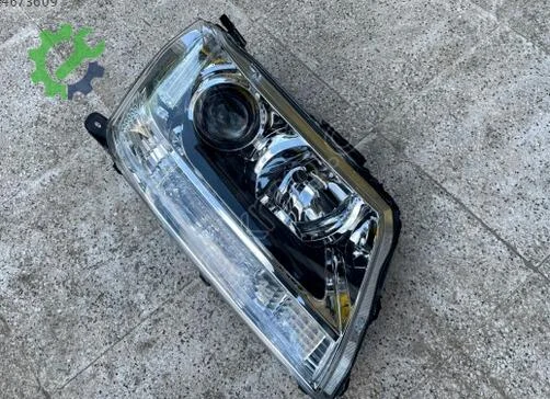 Suzuki Vitara Sağ Ön Far 3512065JB0 çıkma parça