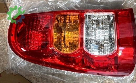 Toyota Hilux Sağ Arka Stop 815610K010 çıkma parça