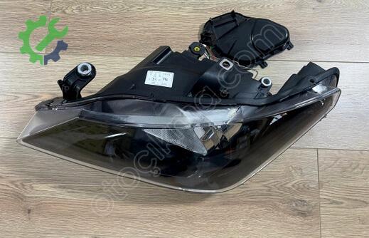 Seat Ibiza Sağ Ön Far 6J1941022J çıkma parça