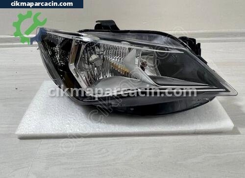 Seat Ibiza Sağ Ön Far çıkma parça