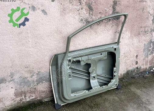 Seat Ibiza Sağ Ön Kapı 6J4831056 çıkma parça