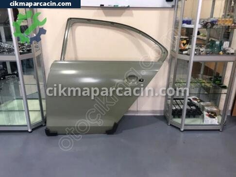 Volkswagen Jetta Sol Arka Kapı çıkma parça
