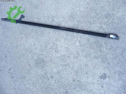 Volkswagen Jetta Kapı Fitili 5C6837475C çıkma parça