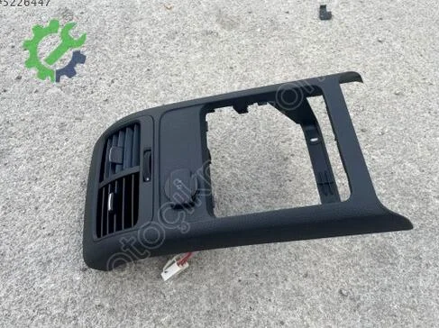 Volkswagen Jetta Kalorifer Izgarası 5C6864298 çıkma parça