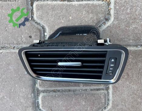Volkswagen Jetta Havalandırma Izgaraları 5C6819062 çıkma parça