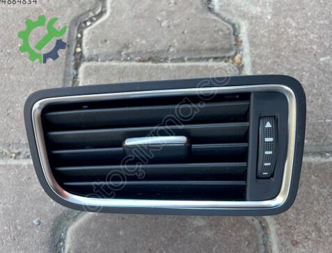 Volkswagen Jetta Havalandırma Izgaraları 5C6819062 çıkma parça