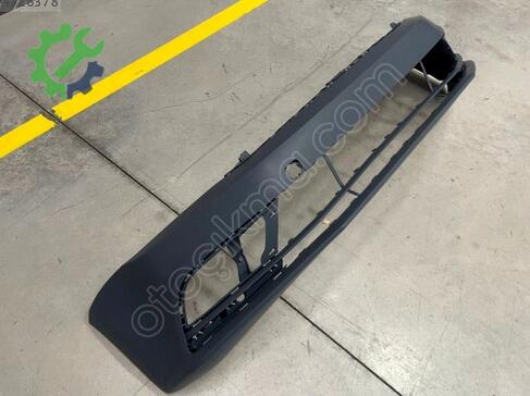Volkswagen Jetta Ön Tampon 5C6807217M çıkma parça