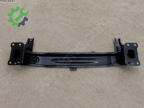 Volkswagen Jetta Ön Tampon Demiri 5C6807109 çıkma parça