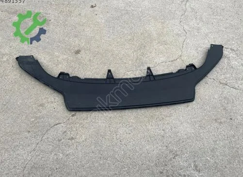 Volkswagen Jetta Ön Tampon 5C6805903 çıkma parça
