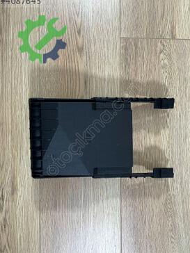 Volkswagen Jetta Sigorta Kutusu 1K0937132F çıkma parça