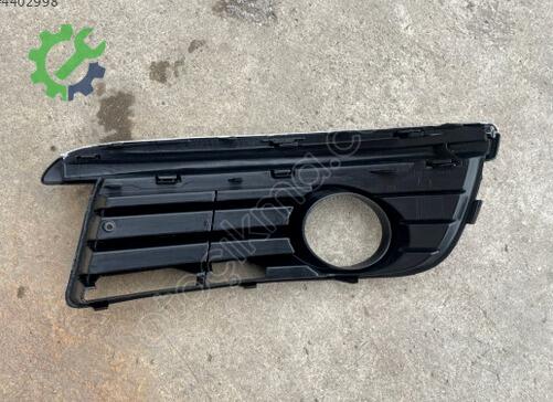Volkswagen Jetta Sis Farı Çerçevesi 1K0853666H çıkma parça